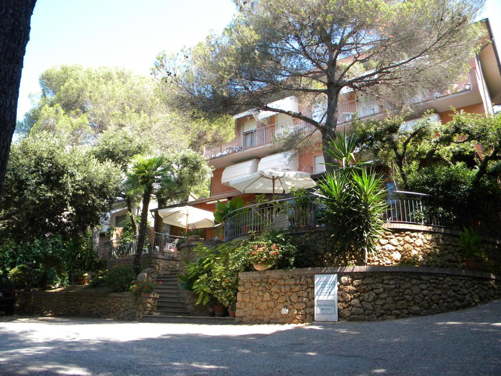 Hotel Rosa Del Tirreno Quercianella Exterior photo
