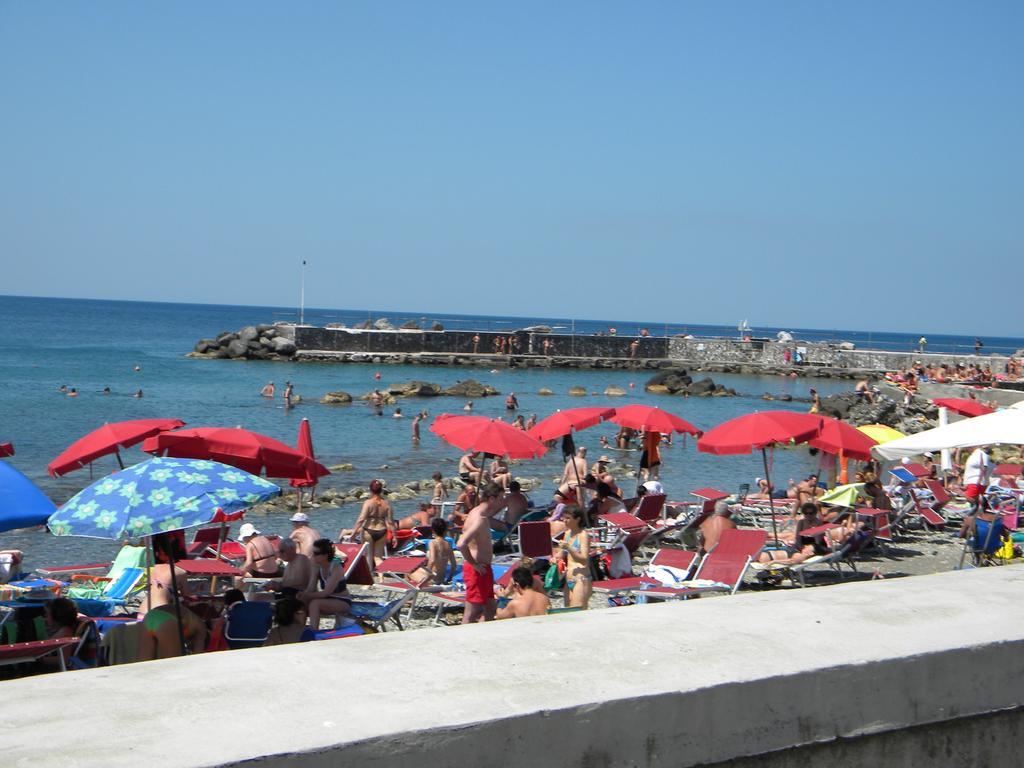 Hotel Rosa Del Tirreno Quercianella Exterior photo